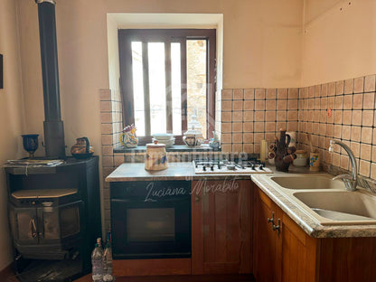 Casa indipendente in vendita in via Nuova 23, Messina rif. 31020420