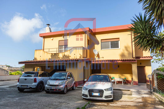 Villa in vendita in via delle Furie a Castanea, Messina rif. 26350748