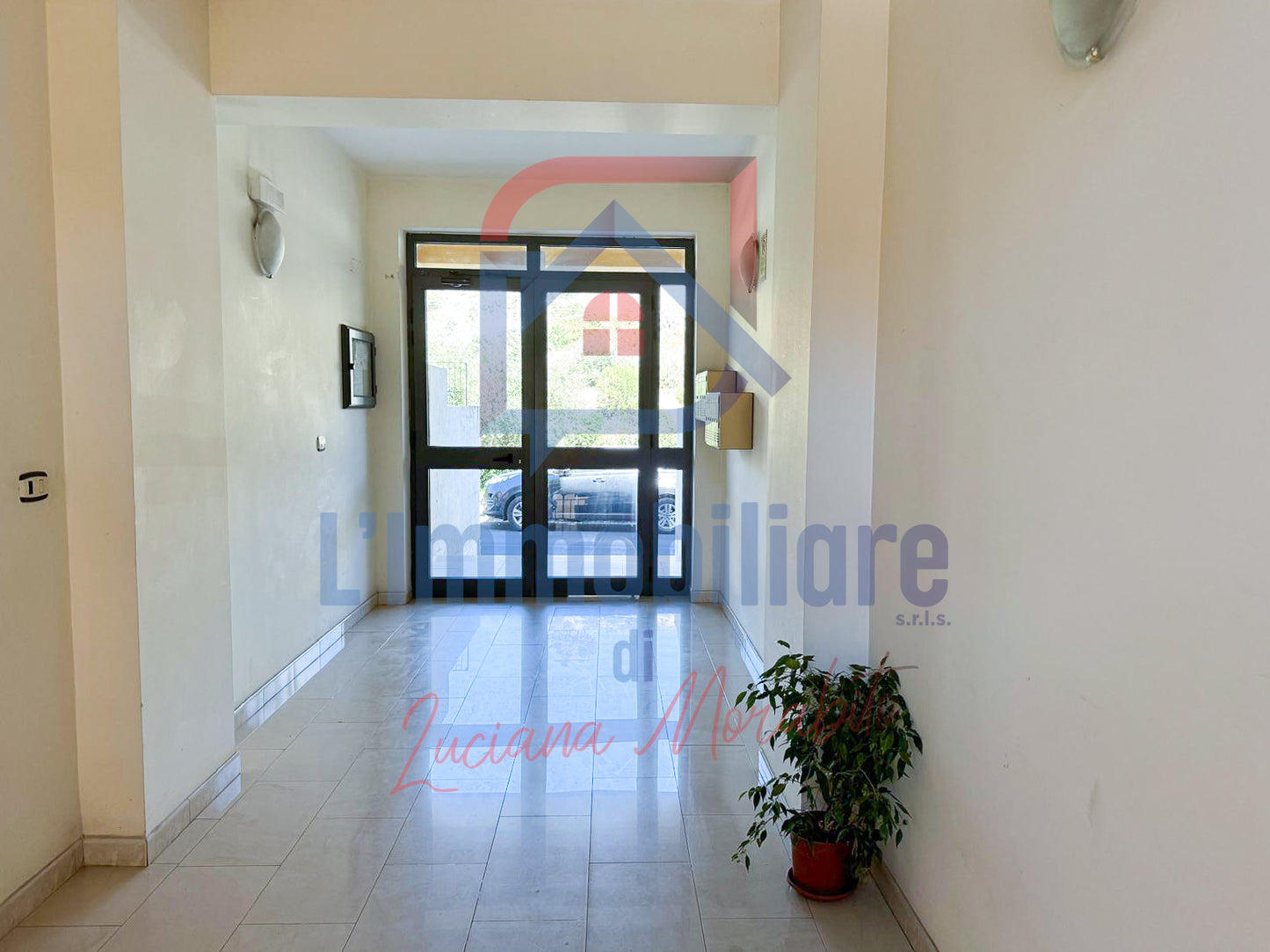 Trilocale in vendita in via Nazionale 83, Messina Rif. 30506640